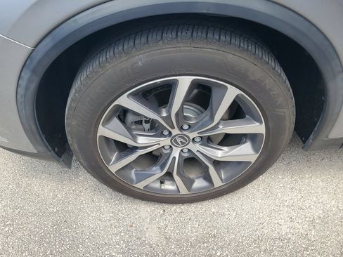 Used 2022 Acura MDX w/ Technology Package FWD image 4