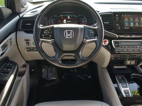 Used 2019 Honda Pilot Elite image 5