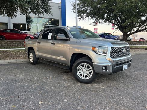 Used 2019 Toyota Tundra SR5 image 1