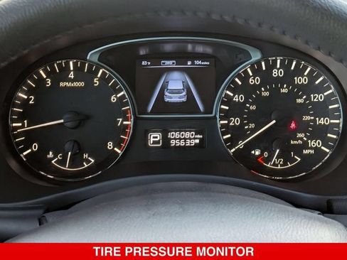 Used 2015 Nissan Pathfinder SL w/ SL Tech Package FWD image 22