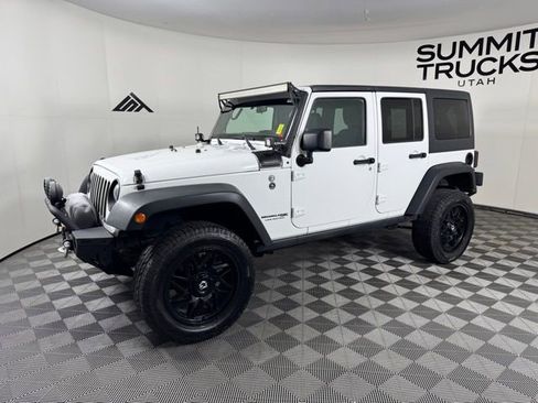 Used 2018 Jeep Wrangler Unlimited Sport AWD/4WD image 7