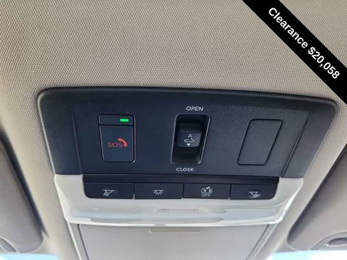 Used 2024 Nissan Altima 2.5 SV w/ SV Premium Package image 44