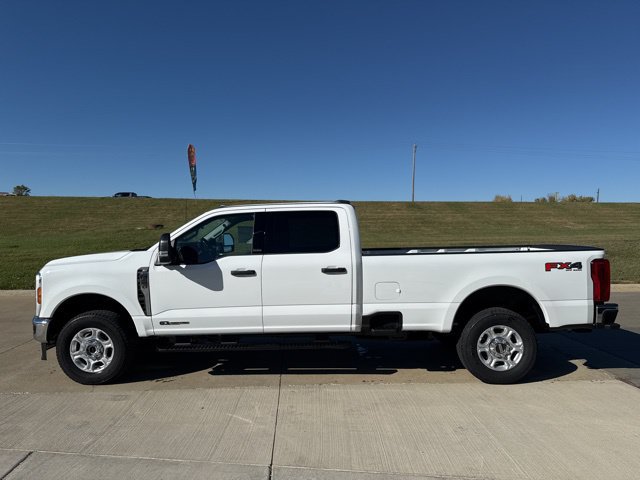New 2026 Ford F250 XLT w/ FX4 Off-Road Package AWD/4WD image 7