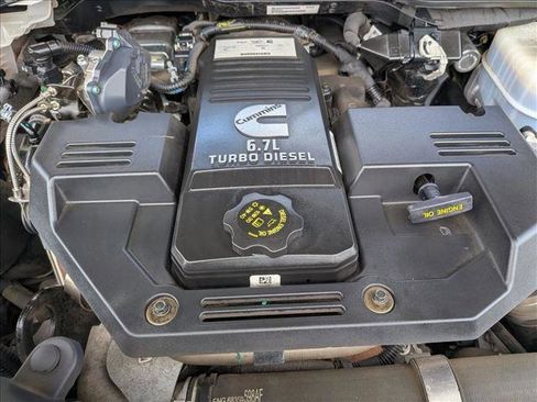 Used 2024 RAM 2500 Limited AWD/4WD image 21