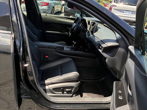 Used 2023 Lexus UX 250h AWD w/ Accessory Package (Z2) image 20