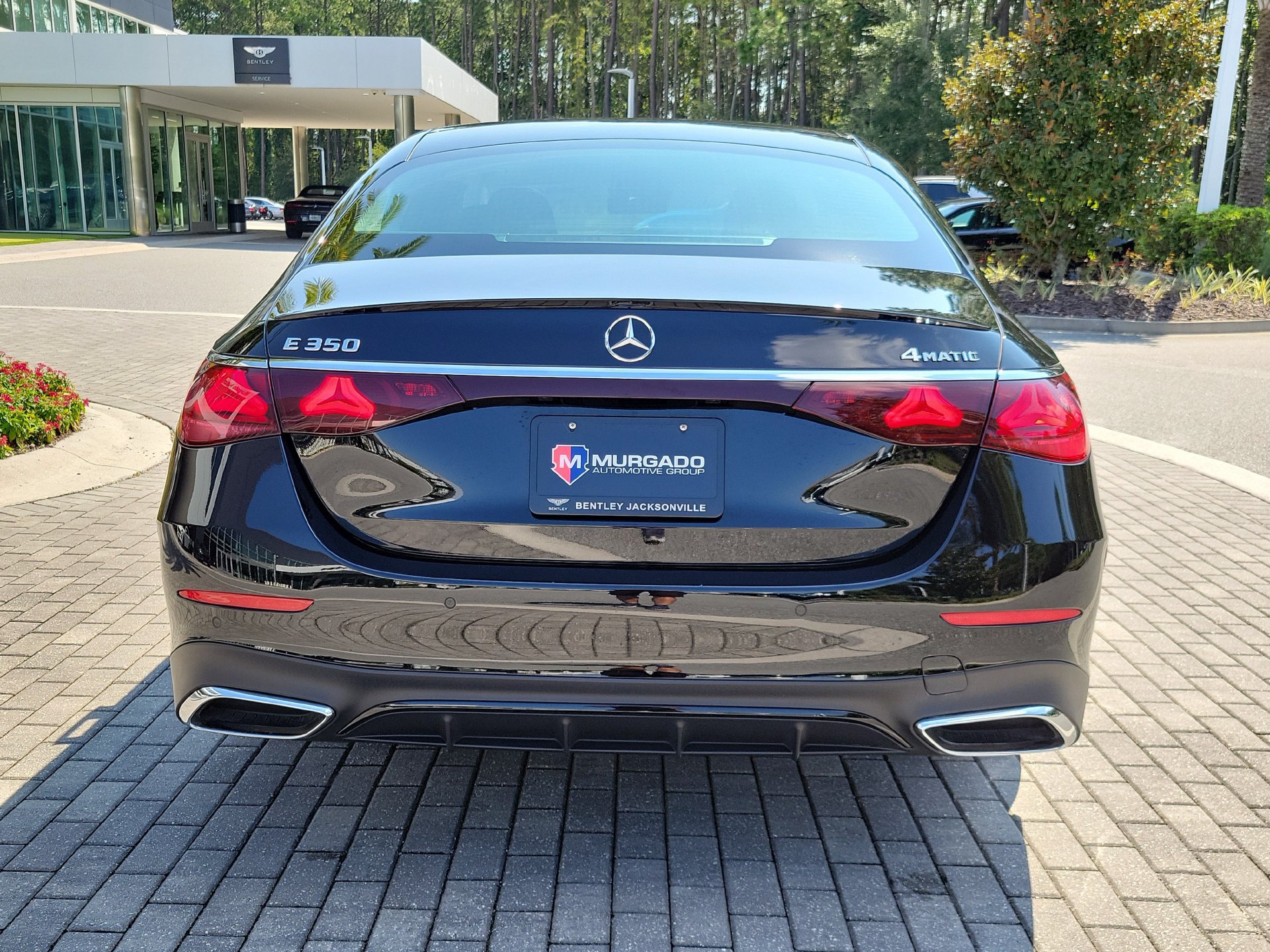 Used 2025 Mercedes-Benz E 350 4MATIC Sedan image 10