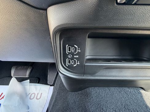 New 2026 RAM 2500 Tradesman AWD/4WD image 29