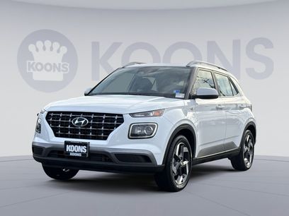 Certified 2025 Hyundai Venue SEL