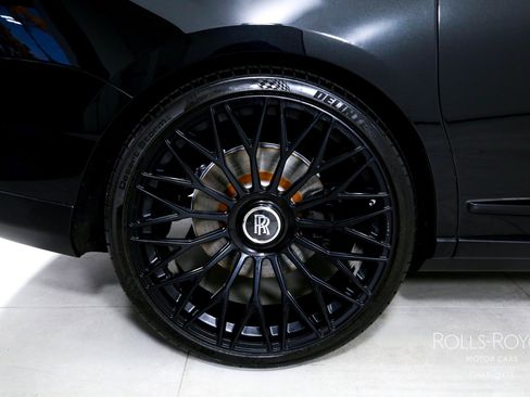 Certified 2022 Rolls-Royce Cullinan w/ Dark Exterior Package image 36