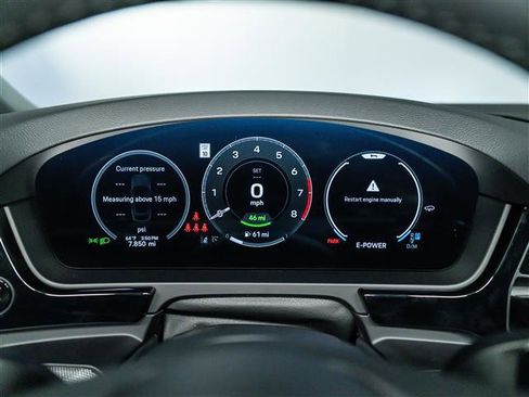 Certified 2026 Porsche Cayenne S image 21