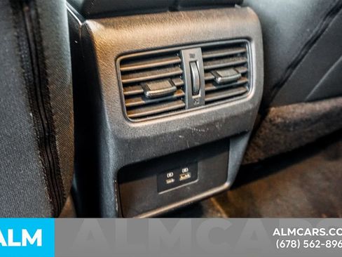 Used 2023 Nissan Rogue SV FWD image 56