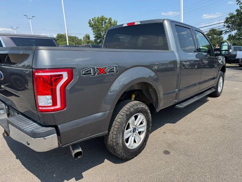 Used 2015 Ford F150 XLT w/ Equipment Group 301A Mid AWD/4WD image 11