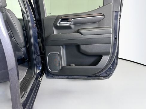 Used 2025 GMC Sierra 1500 SLT image 30