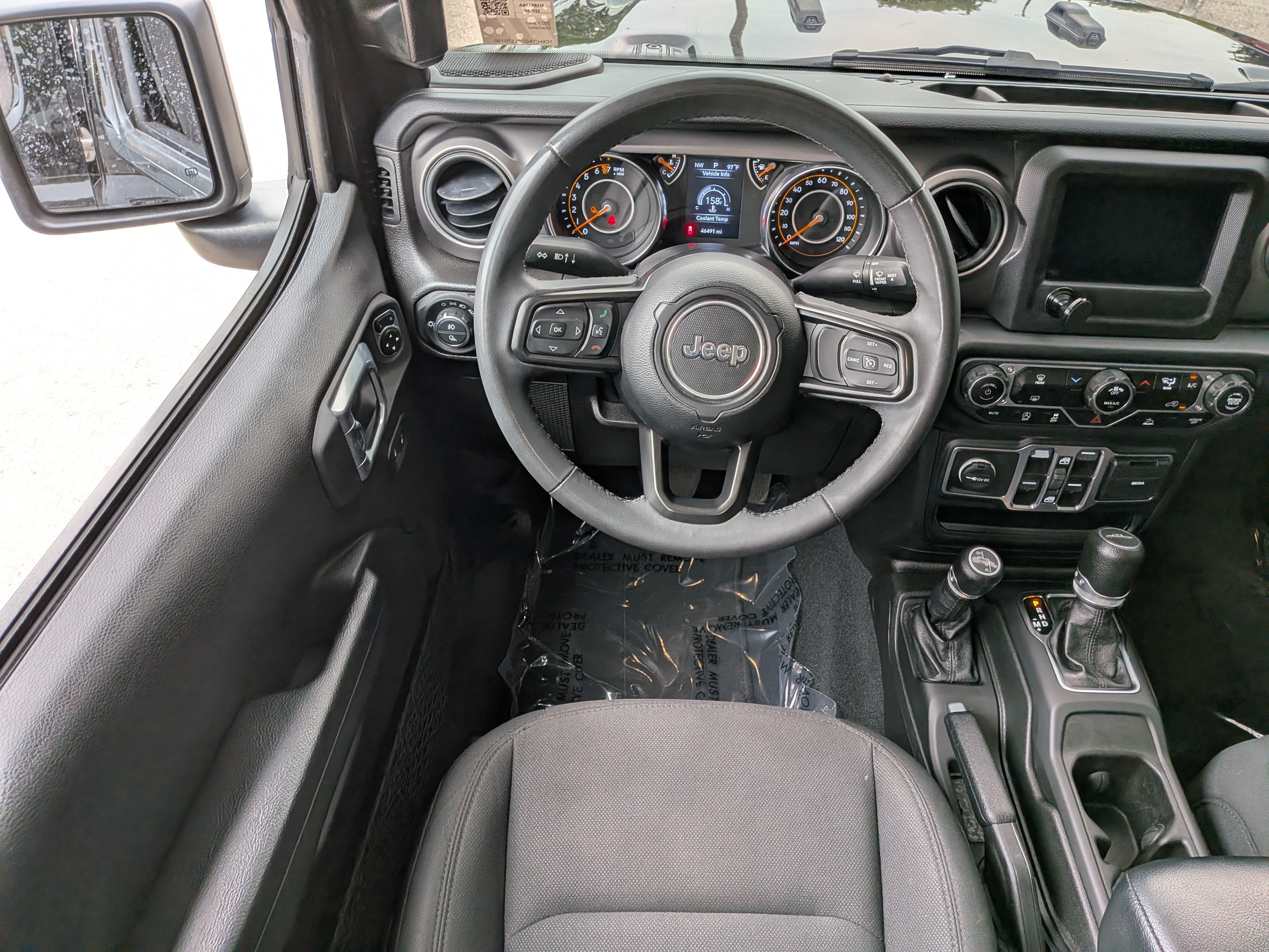 Used 2023 Jeep Gladiator Sport AWD/4WD image 17