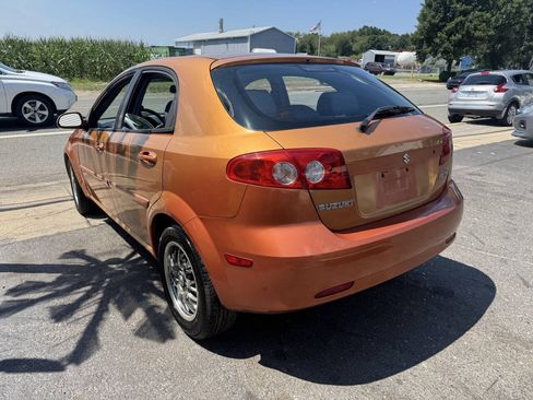 Used 2006 Suzuki Reno FWD image 6