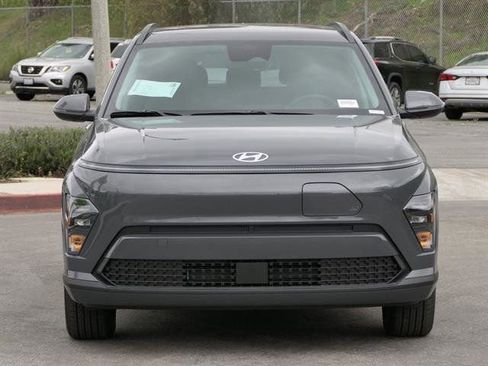 New 2025 Hyundai Kona SEL FWD image 8