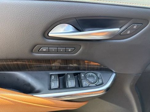 Used 2023 Cadillac XT4 Premium Luxury w/ Sun And Sound Package AWD/4WD image 9
