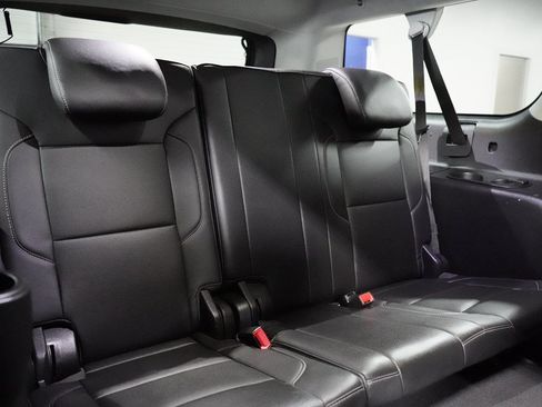Used 2020 Chevrolet Suburban LT AWD/4WD image 22