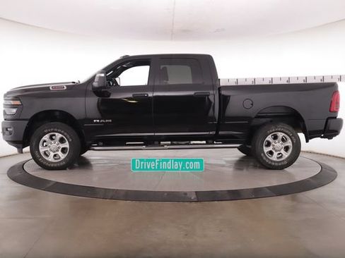 Used 2025 RAM 2500 Big Horn AWD/4WD image 9