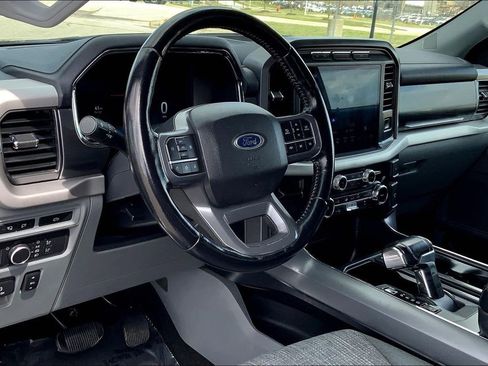 Used 2022 Ford F150 Lightning XLT AWD/4WD image 13