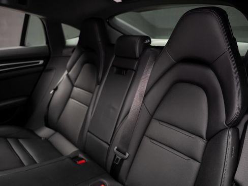 Used 2023 Porsche Panamera 4 AWD/4WD image 70