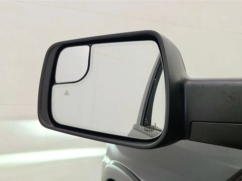 Used 2020 RAM 1500 Laramie AWD/4WD image 28