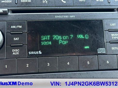 Used 2011 Jeep Liberty Sport image 26