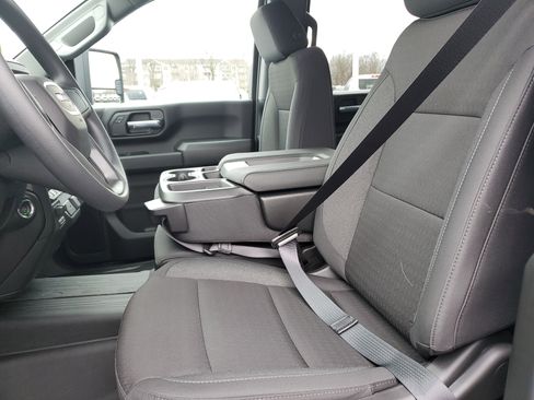 New 2026 GMC Sierra 2500 Pro w/ Convenience Package image 28