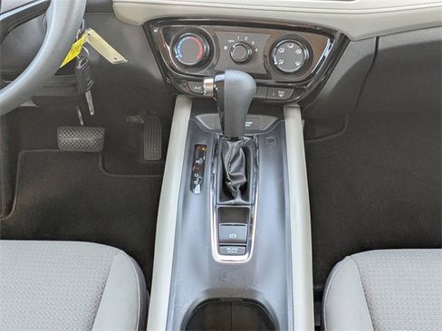 Used 2021 Honda HR-V LX image 18