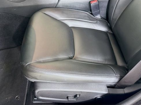 Used 2023 Chrysler 300 Touring L w/ Popular Equipment Group image 21