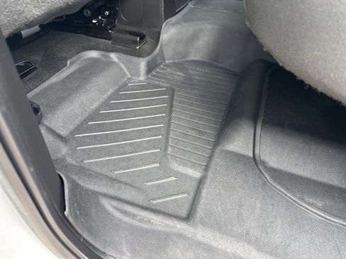 Used 2018 Chevrolet Silverado 1500 LT w/ All Star Edition image 22