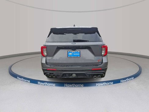 Used 2022 Ford Explorer ST w/ Equipment Group 401A image 5