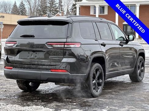 Used 2024 Jeep Grand Cherokee L Limited w/ Black Appearance Package image 3