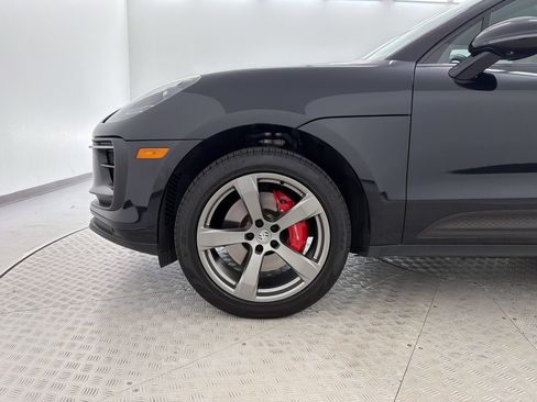 Used 2023 Porsche Macan S AWD/4WD image 31