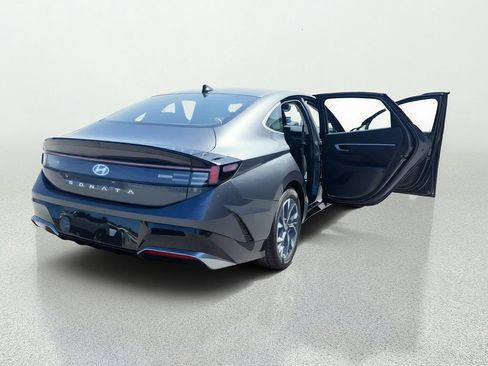 Used 2024 Hyundai Sonata SEL FWD image 13