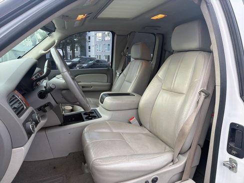 Used 2007 GMC Sierra 2500 SLT w/ Convenience Package image 14