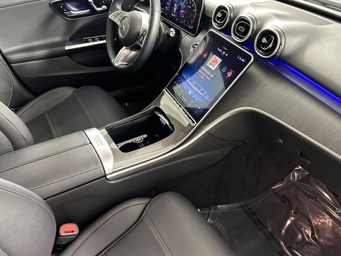 Used 2023 Mercedes-Benz C 300 Sedan image 14