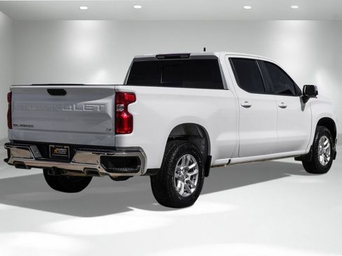 Used 2022 Chevrolet Silverado 1500 LT w/ Z71 Off-Road Package image 6