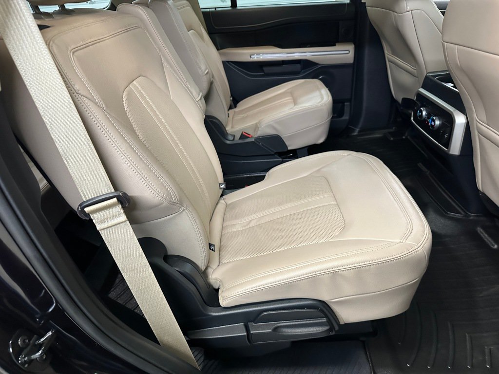 Used 2024 Ford Expedition Limited AWD/4WD image 33