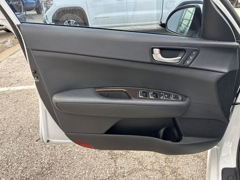 Used 2017 Kia Optima EX image 58