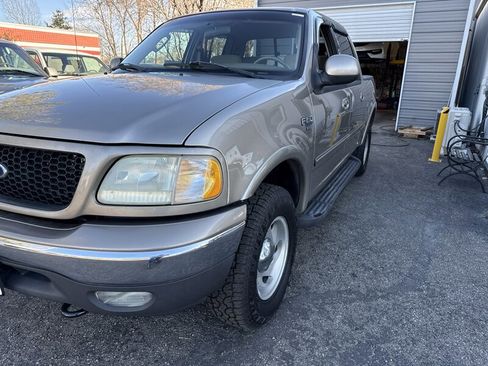 Used 2003 Ford F150 XLT image 13