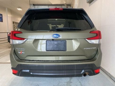 Certified 2024 Subaru Forester Premium AWD/4WD image 6