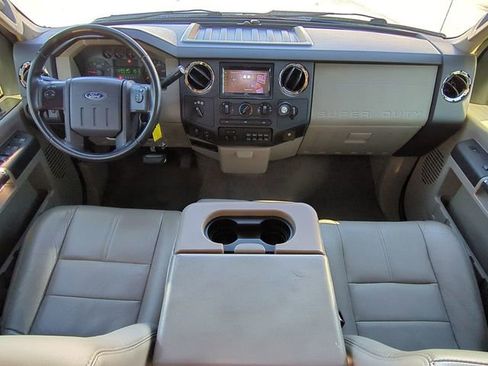 Used 2010 Ford F250 XLT image 13