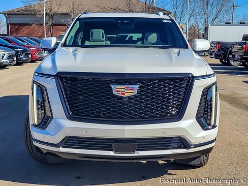 Used 2025 Cadillac Escalade Sport Platinum AWD/4WD image 7
