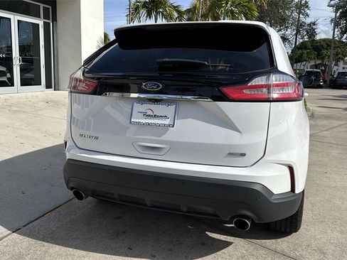 Used 2020 Ford Edge SE image 26