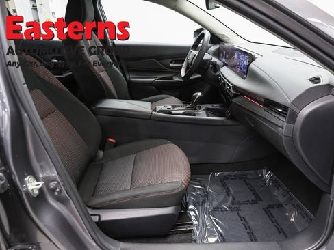 Used 2026 Nissan Sentra SR w/ Floor Mat Package FWD image 23