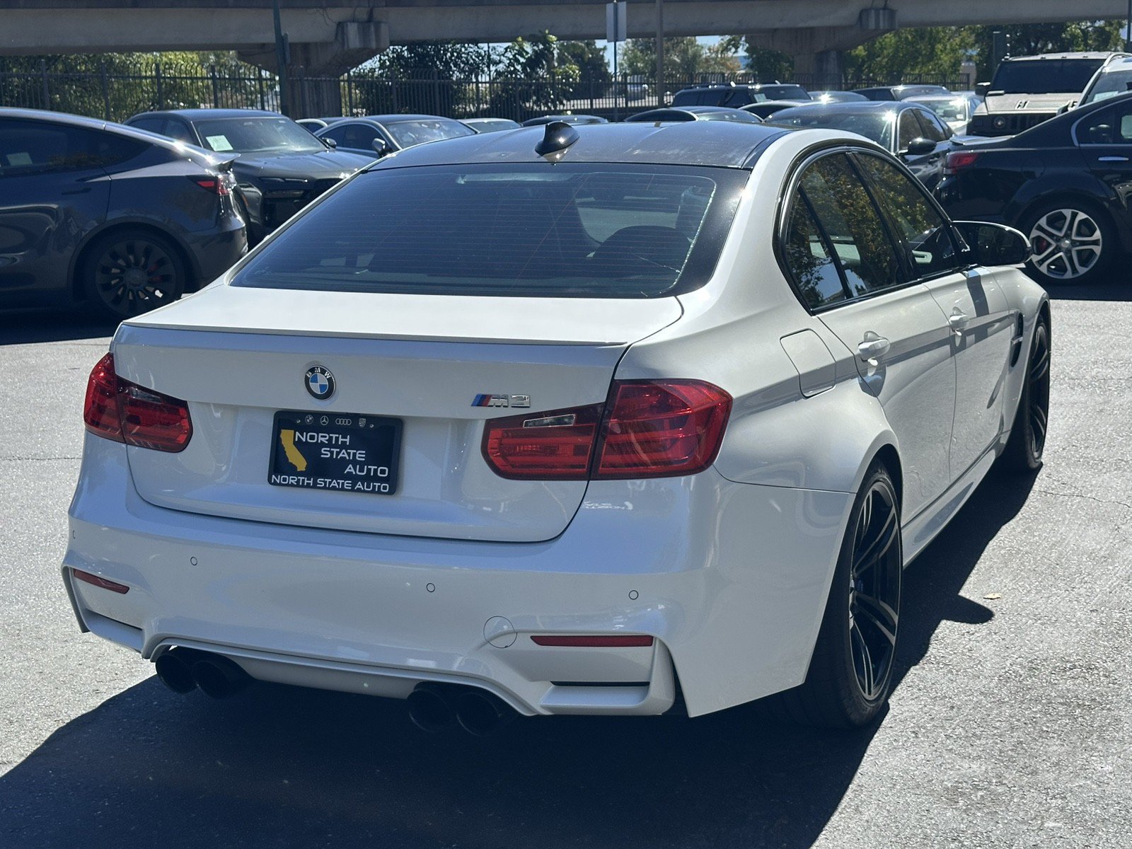 Used 2015 BMW M3 RWD image 9