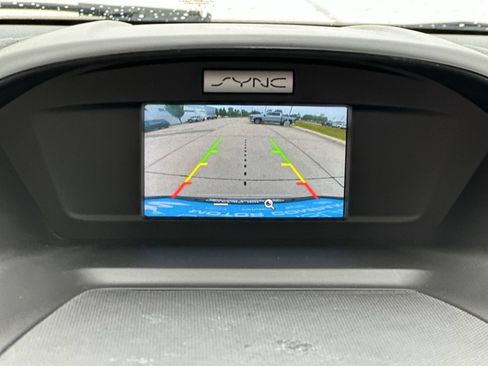 Used 2017 Ford Escape SE AWD/4WD image 14