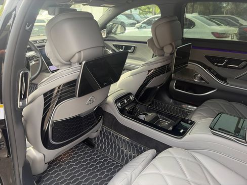 Used 2022 Mercedes-Benz Maybach S 580 4MATIC image 7