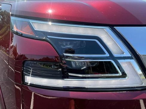 Used 2024 Nissan Armada Platinum w/ Captain's Chairs Package AWD/4WD image 33